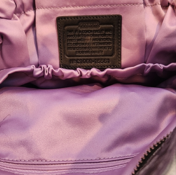 LIKE NEW XL COACH leather logo handbag full of pockets inside and out - Picture 6 of 7